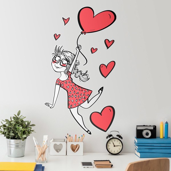 Sticker Mural Fille aux Coeurs Amoureux