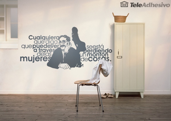Stickers muraux: Groucho Femmes