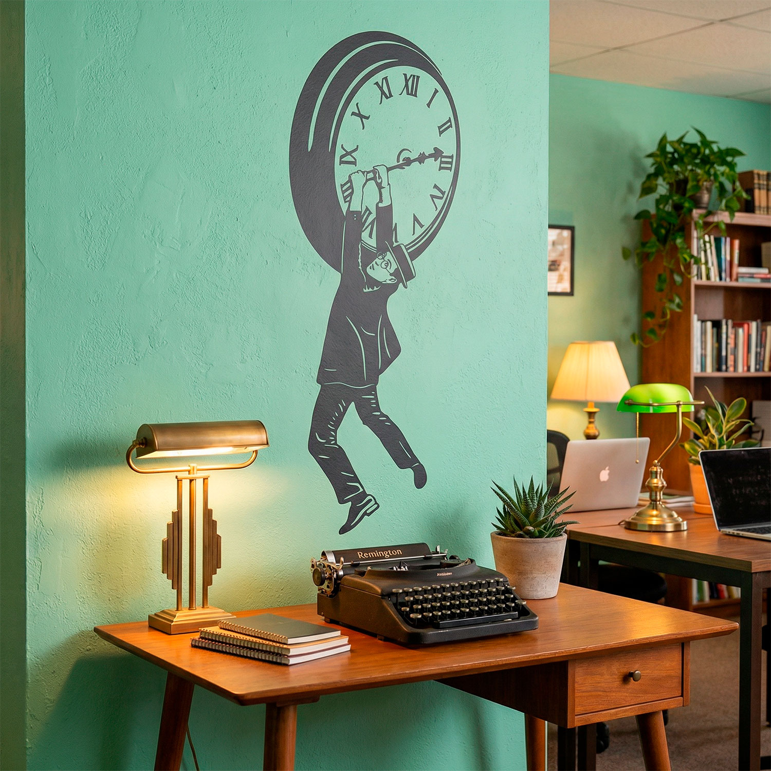 Stickers muraux: Harold Lloyd accroch&eacute; &agrave; l'horloge