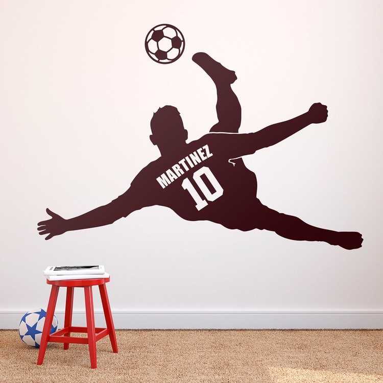 Stickers pour enfants: Silhouette d'un enfant footballeur réalisant une b