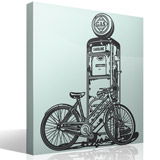 Stickers muraux: Vélo sur la pompe à carburant cru 3