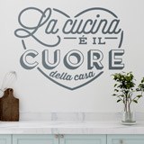 Stickers muraux: La Cuisine est le Coeur de la Maison en Italien 2