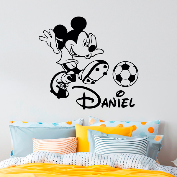 Stickers pour enfants: Mickey Mouse jouant au football