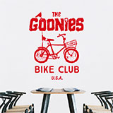 Stickers muraux: The Goonies bike club 2