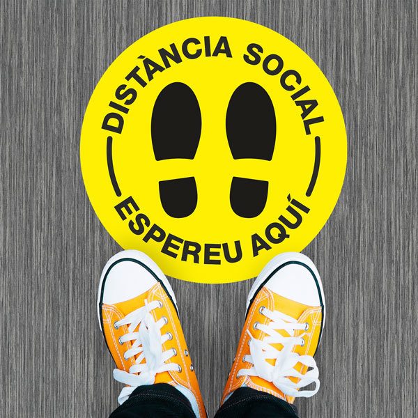 Autocollants: Sticker Sol distance sociale en catalan 1