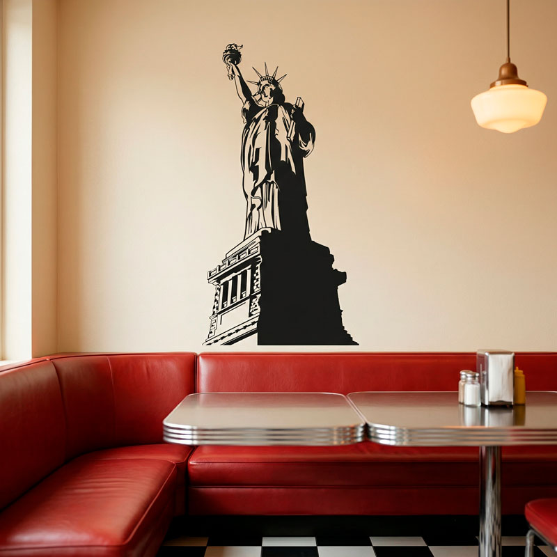 La Statue de la Libert&eacute; 8/9