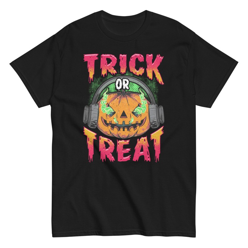 T-shirts: Trick or Treat avec Citrouille et Casque