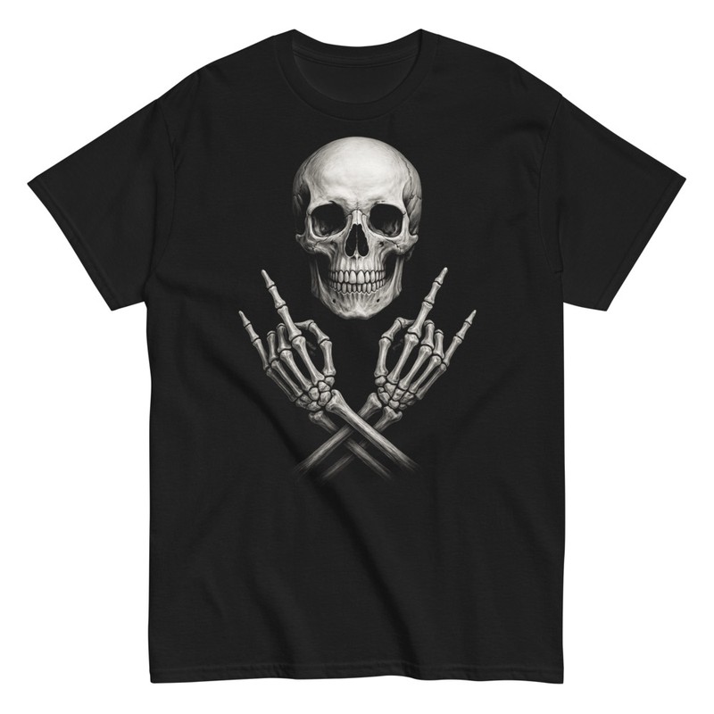T-shirts: Crâne Avec Mains Croisées