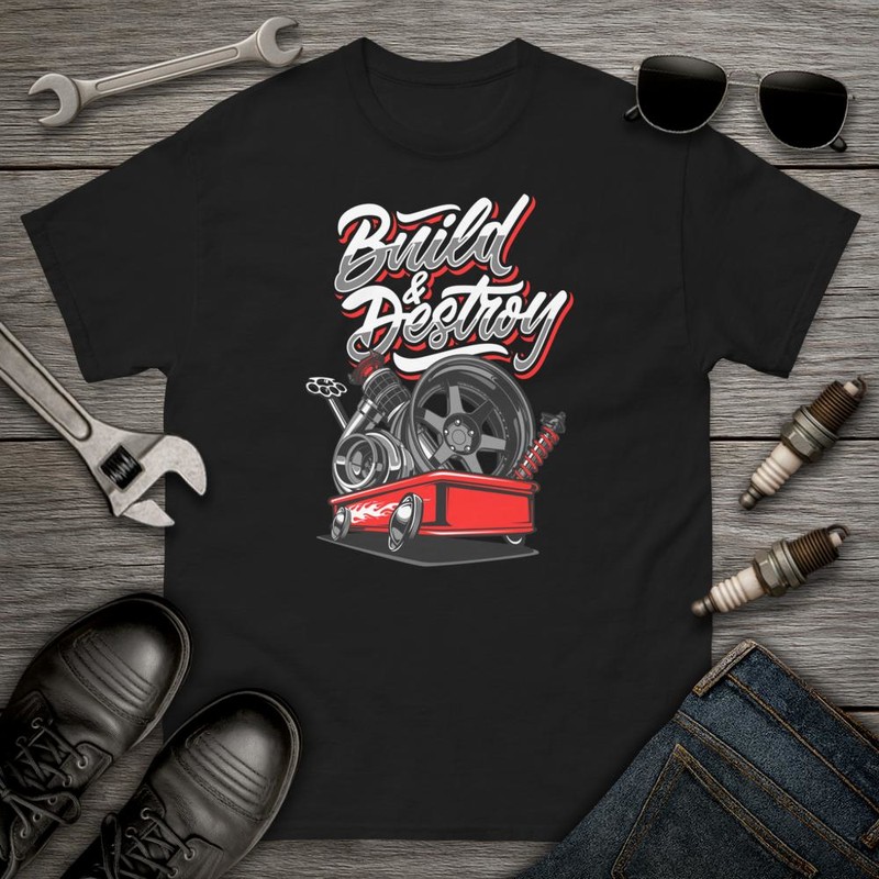T-shirts: Voiture de Course Rouge avec Texte Build & Destroy