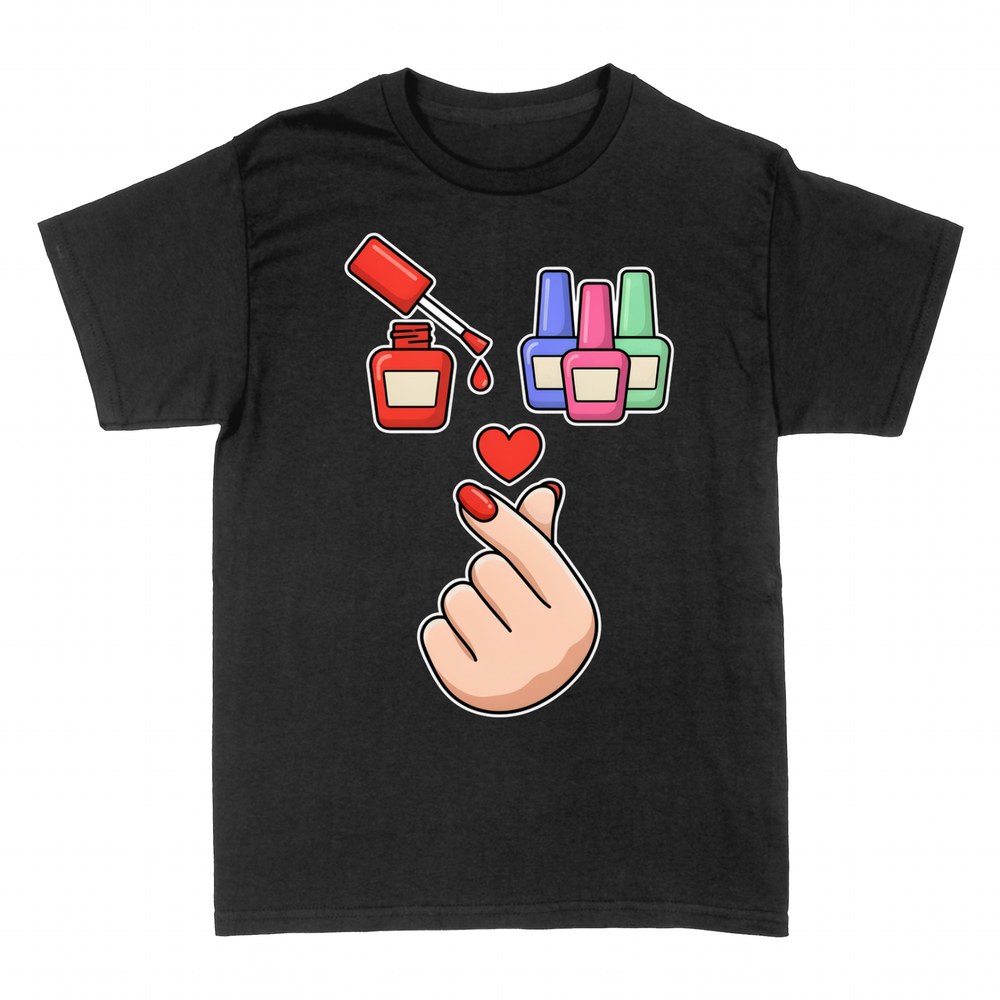 T-shirts: Manucure main en c&oelig;ur et vernis