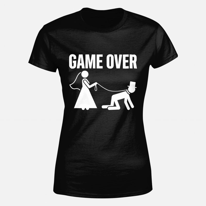T-shirts: Game Over mari&eacute;e tenant le mari&eacute; en laisse
