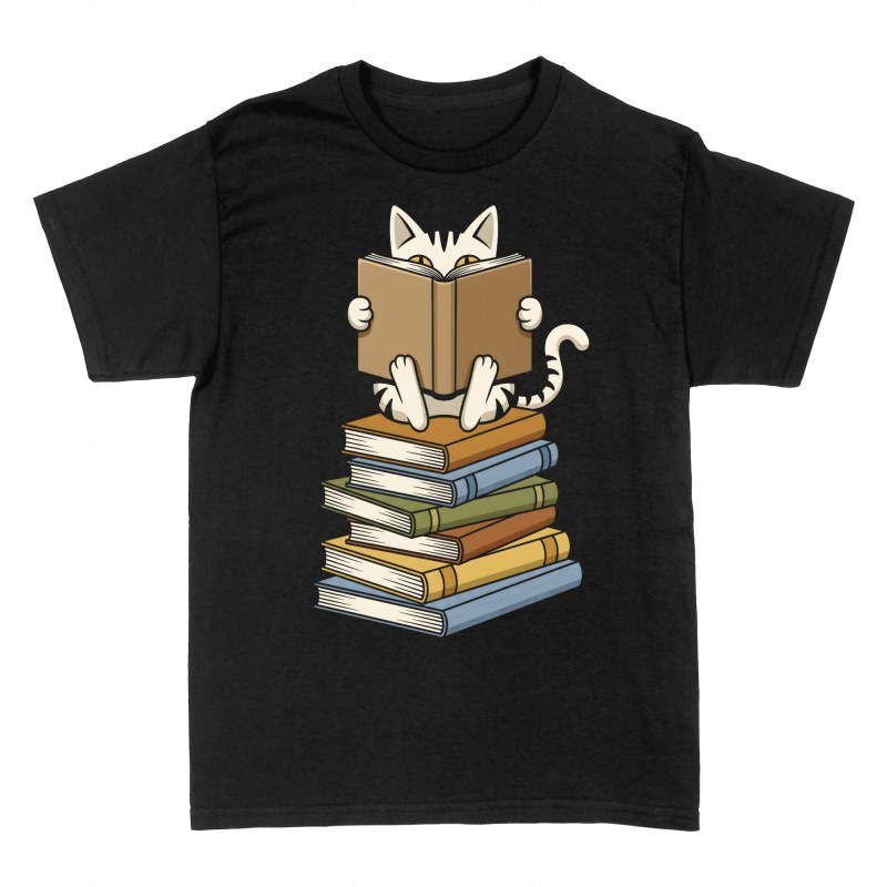 T-shirts: Chat lisant sur pile de livres