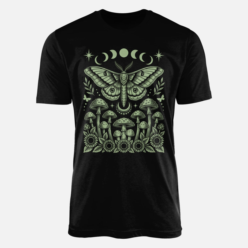 T-shirts: Papillon de nuit mystique et champignons