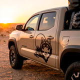 Stickers camping-car: Loup dans la for&ecirc;t 3